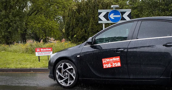 Starline taxi at Cheltenham Racecourse